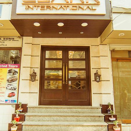 Hotel Clark International Delhi Zewnętrze zdjęcie