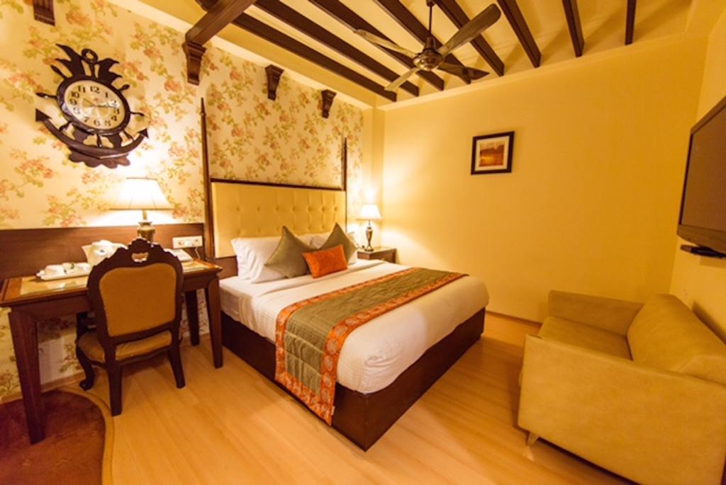 Hotel Clark International Delhi Zewnętrze zdjęcie