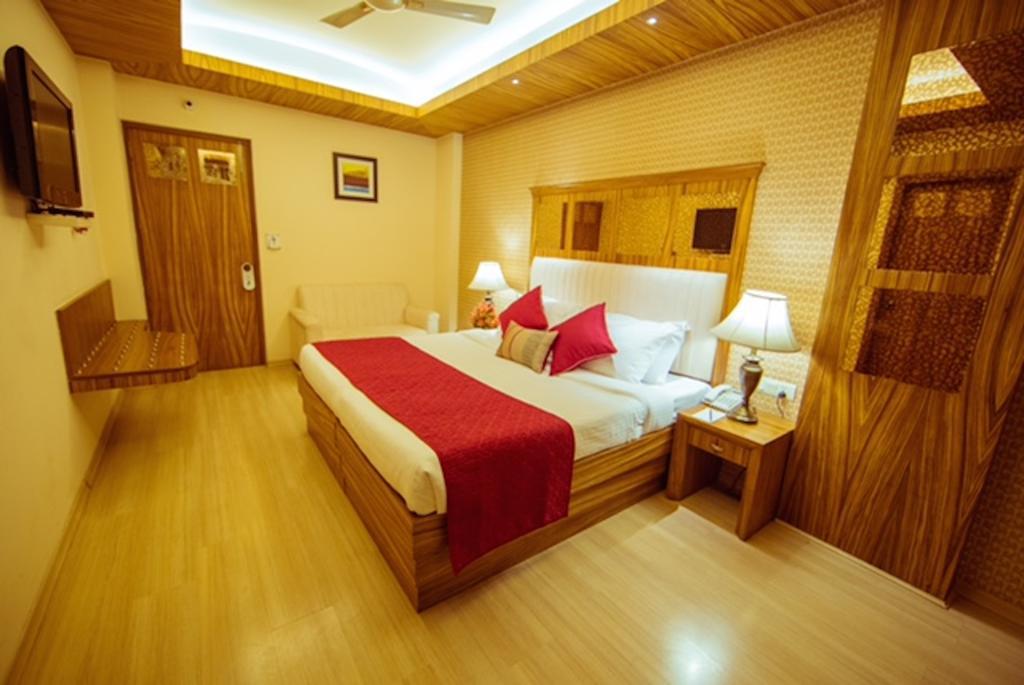 Hotel Clark International Delhi Zewnętrze zdjęcie